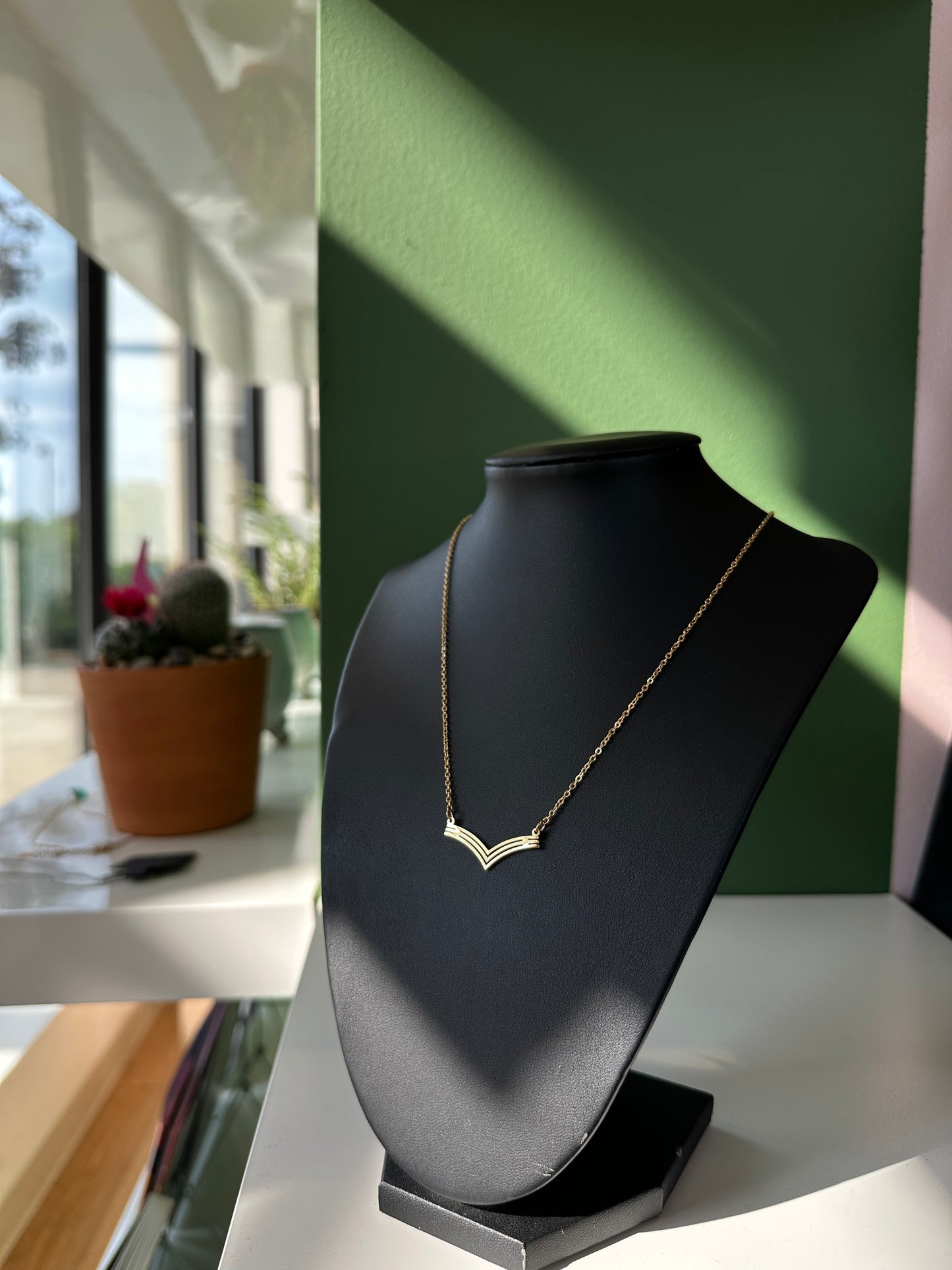 Necklace ~ Royal Arch