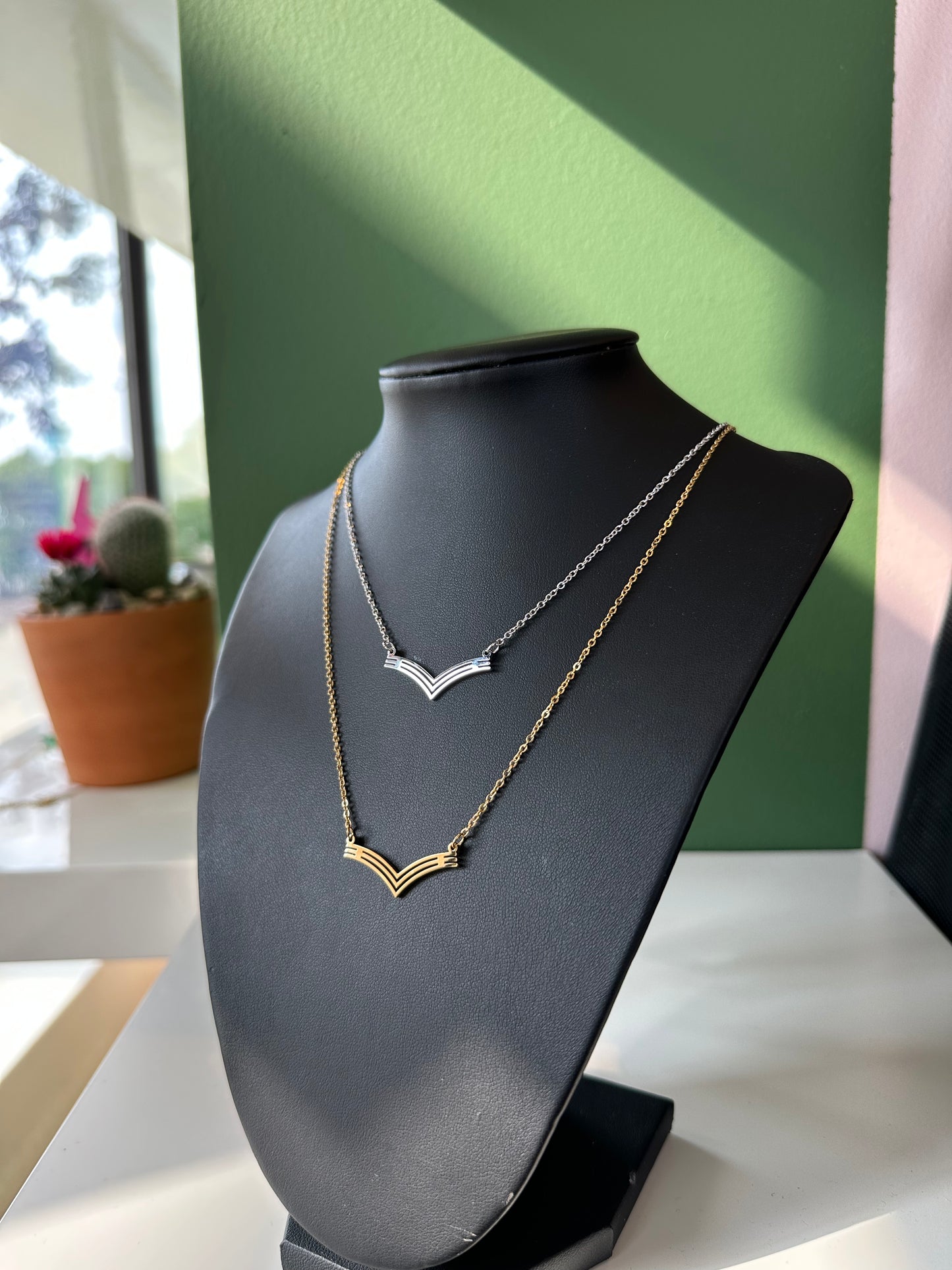 Necklace ~ Royal Arch