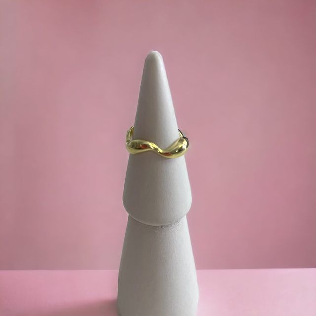 Ring ~ Wavy