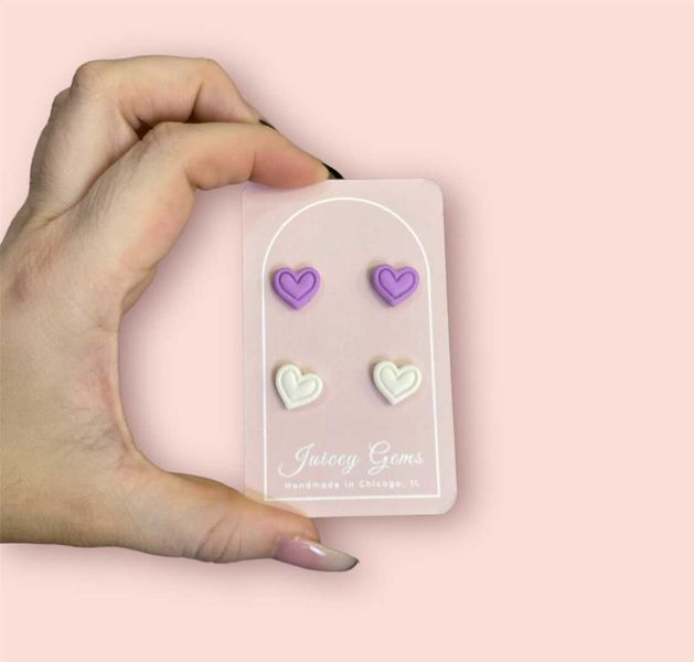 Studs ~ Purple & White Hearts