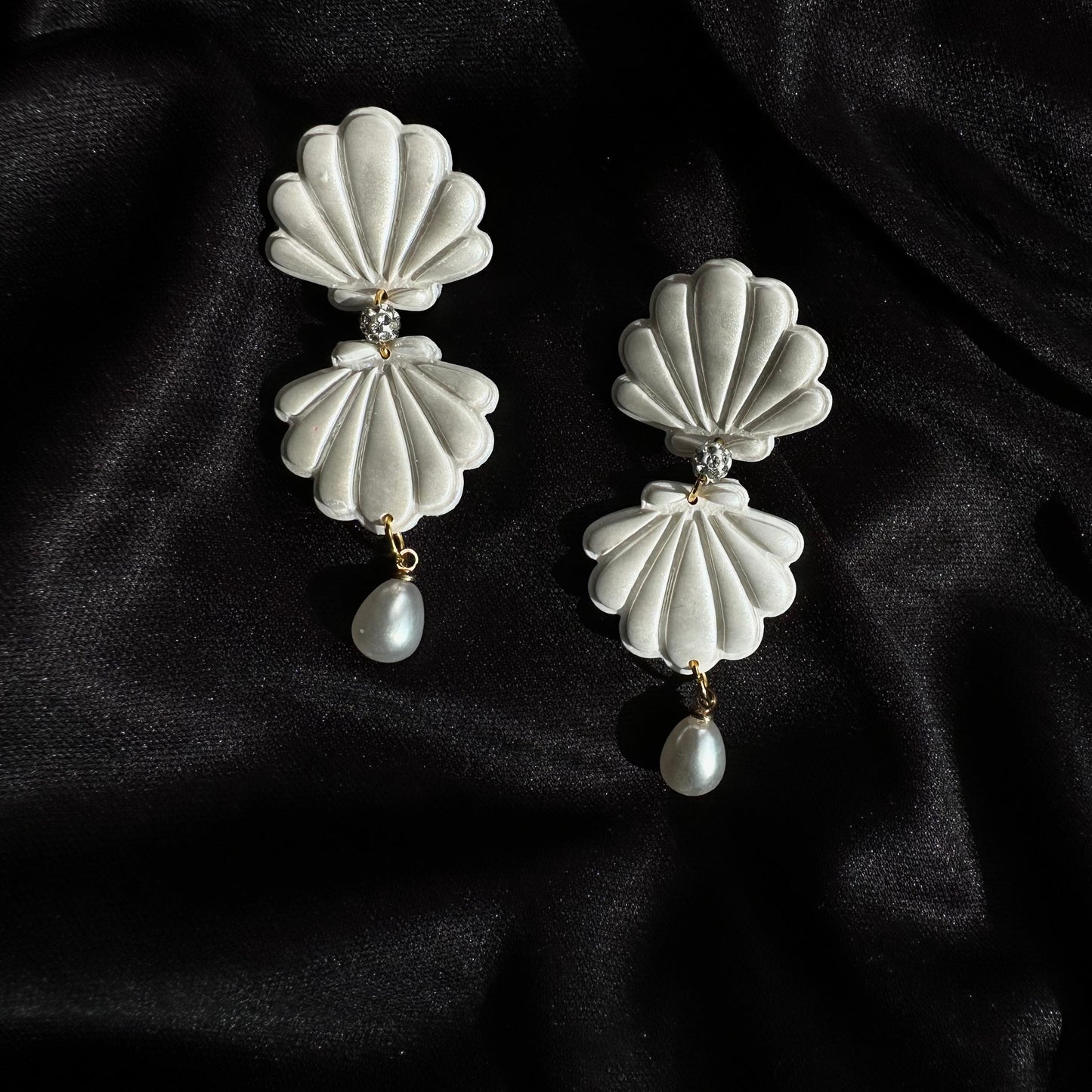 “Mis Tres Estrellas" Bridal Set (Pearl bouquet + earrings)
