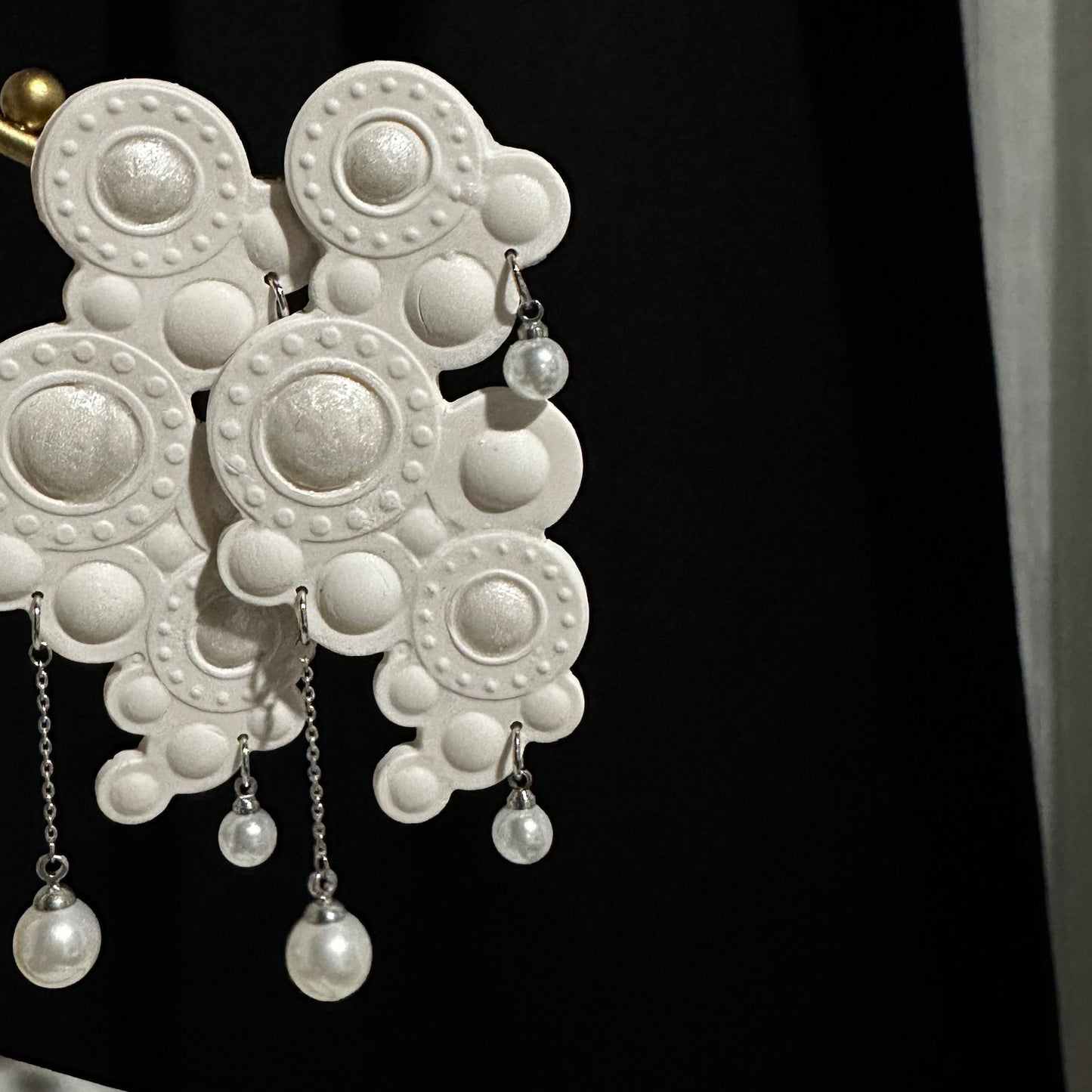 “Yâr" earrings